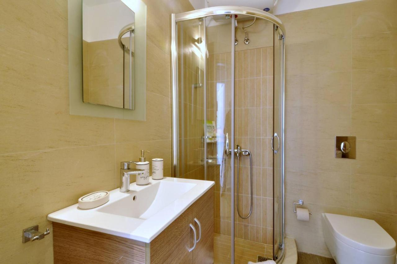 Chloe Apartment Барбати Екстериор снимка